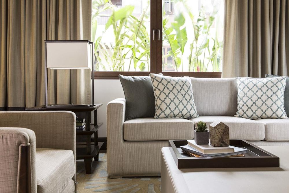 טגאיטאי Anya Resort Tagaytay מראה חיצוני תמונה