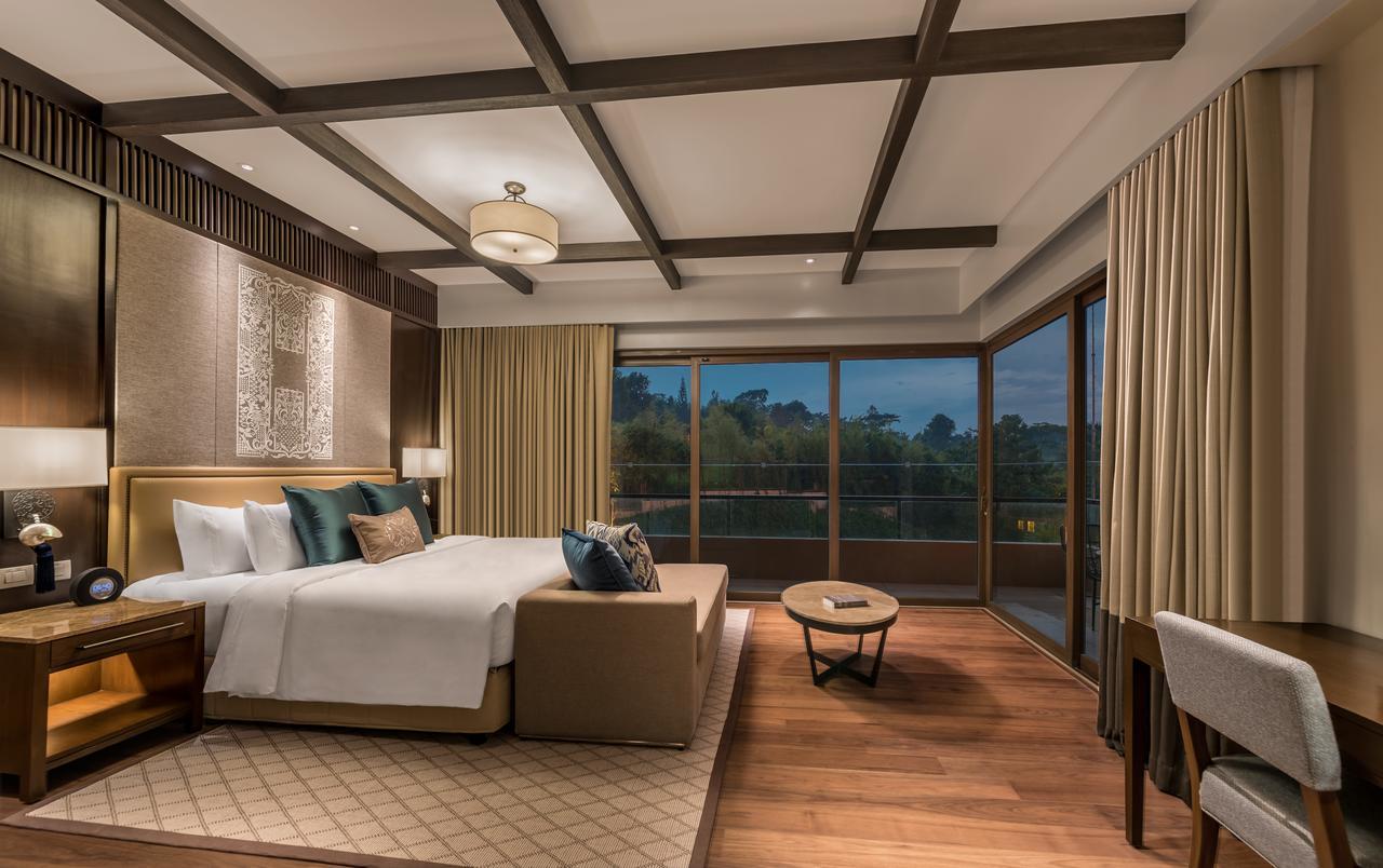 טגאיטאי Anya Resort Tagaytay מראה חיצוני תמונה